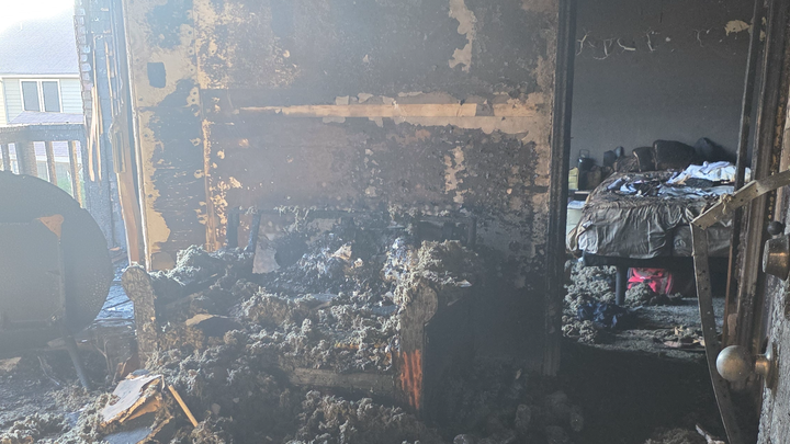 Please help Gloria after the fire that destroyed everything campaign photo, 1 of 3