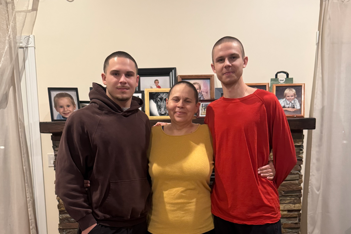 Fundraiser by Victor Rizac : Helping my mom through her fight!