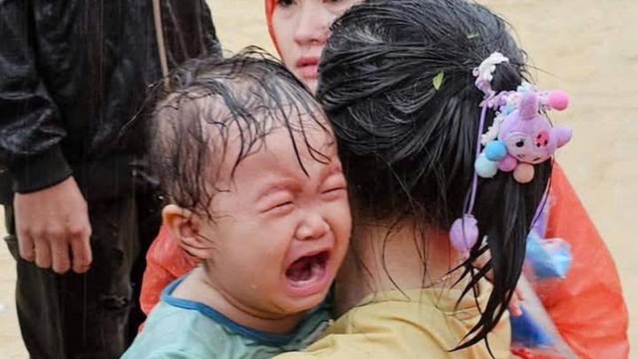 Vietnam Worst Flood campaign photo, 1 of 3