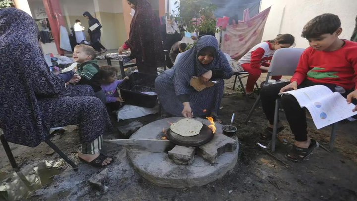Help Haneen's Family Find Safety in Egypt campaign photo, 1 of 3
