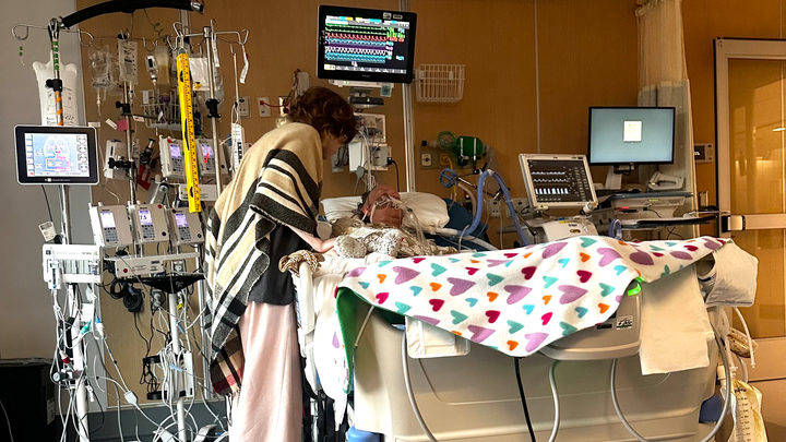 Help Carolynn and Her Daughters Heal campaign photo, 1 of 8