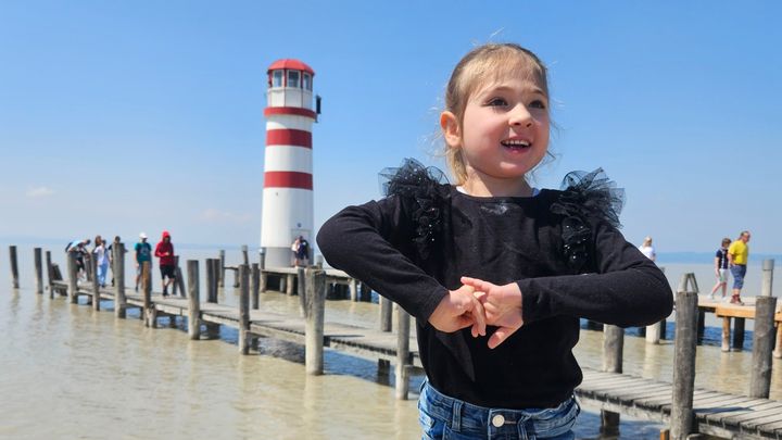 Ana & Rett Syndrom - Intensivtherapien und Hilfsmittel campaign photo, 1 of 7