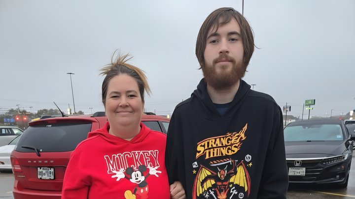 Help Michelle & Jordan Rebuild After House Fire campaign photo, 1 of 7