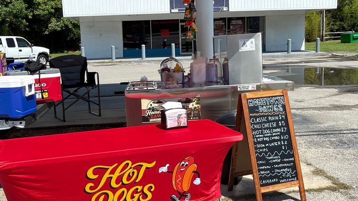 Support HomeTown Dawgs' Food Truck Dream campaign photo, 1 of 5