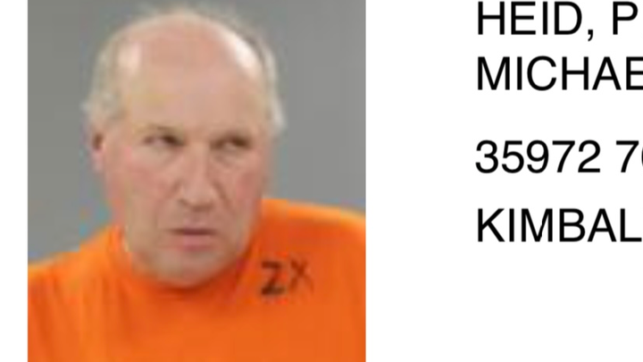 は Fundraiser by Hannah Gleason : Help Hannah Ensure Her Dogs' Safety