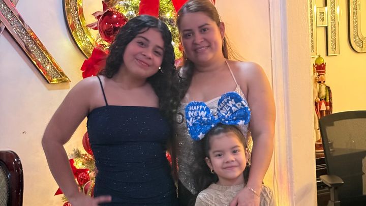 Fundraiser by Selena Guevara : Help a Single Mom Rebuild After Fire