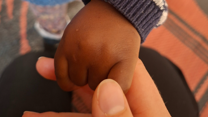 Eine Hand voll Hoffnung campaign photo, 1 of 7