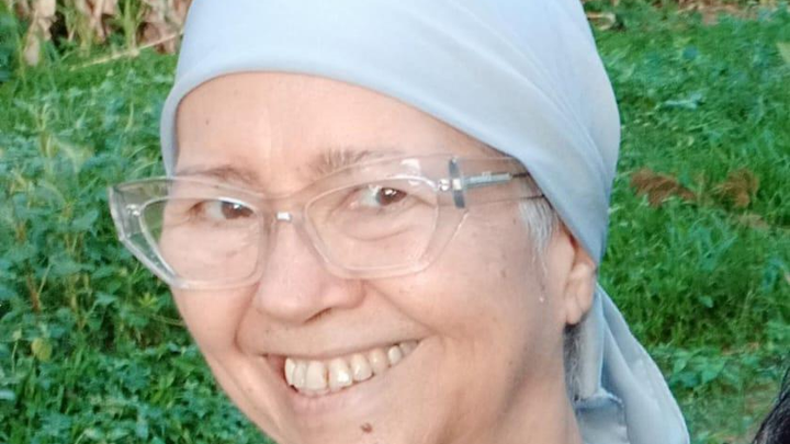 Support Cristhin Briceno's Mom's Cancer Battle campaign photo, 1 of 5