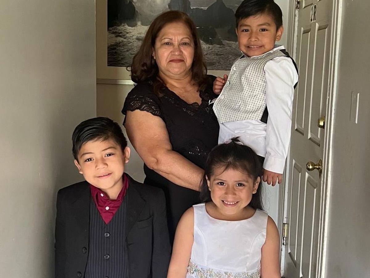 Fundraiser by Jackeline Pulgarin : Se Quedó con Tres Niños... y Nunca  Volvió”, image size:1200x900