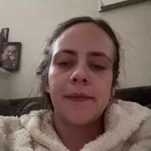 Ella R