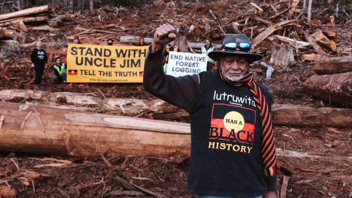 Help pay Jim Everett's fines for protecting country campaign photo, 1 of 4