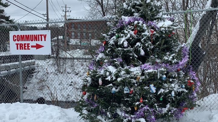 Fundraiser by John Belanger : Help Local Families Receive a Christmas Tree