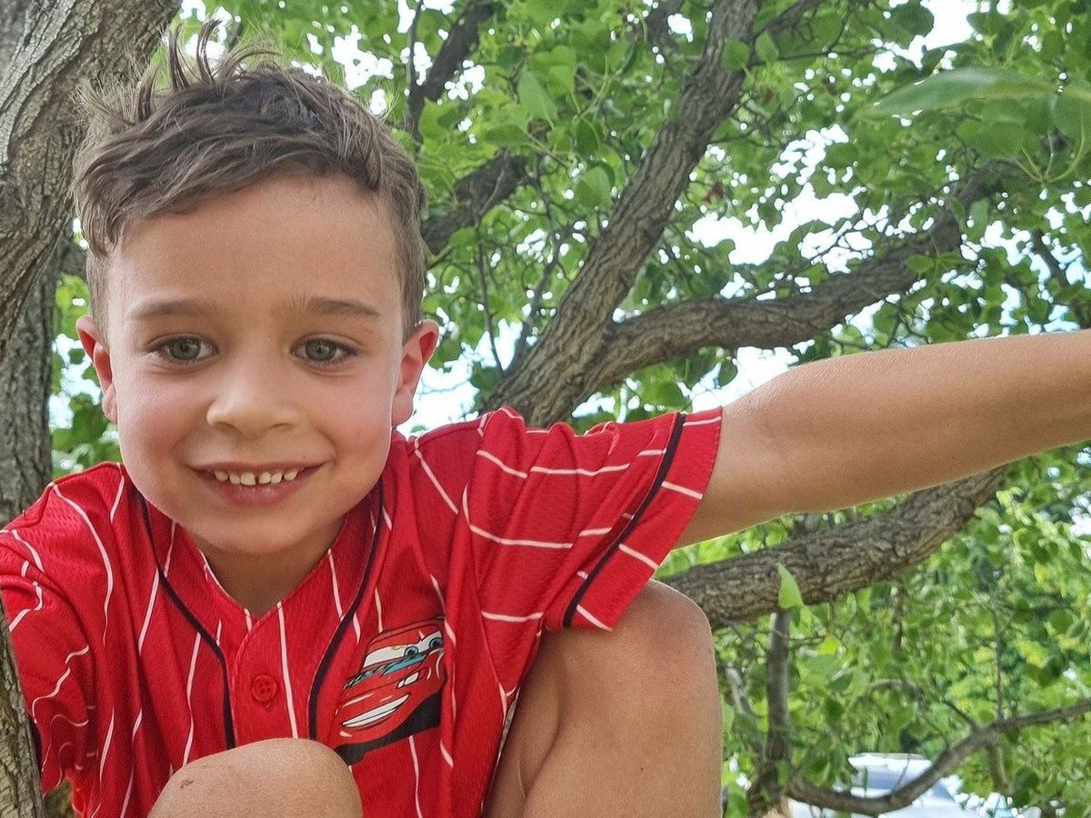 Builder collapse leaves Family with devastating loss campaign photo, 1 of 8
