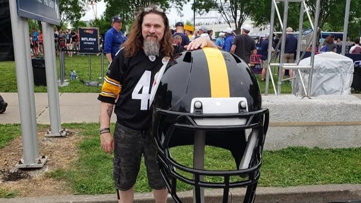 Help Me Attend Steelers Training Camp campaign photo, 1 of 8