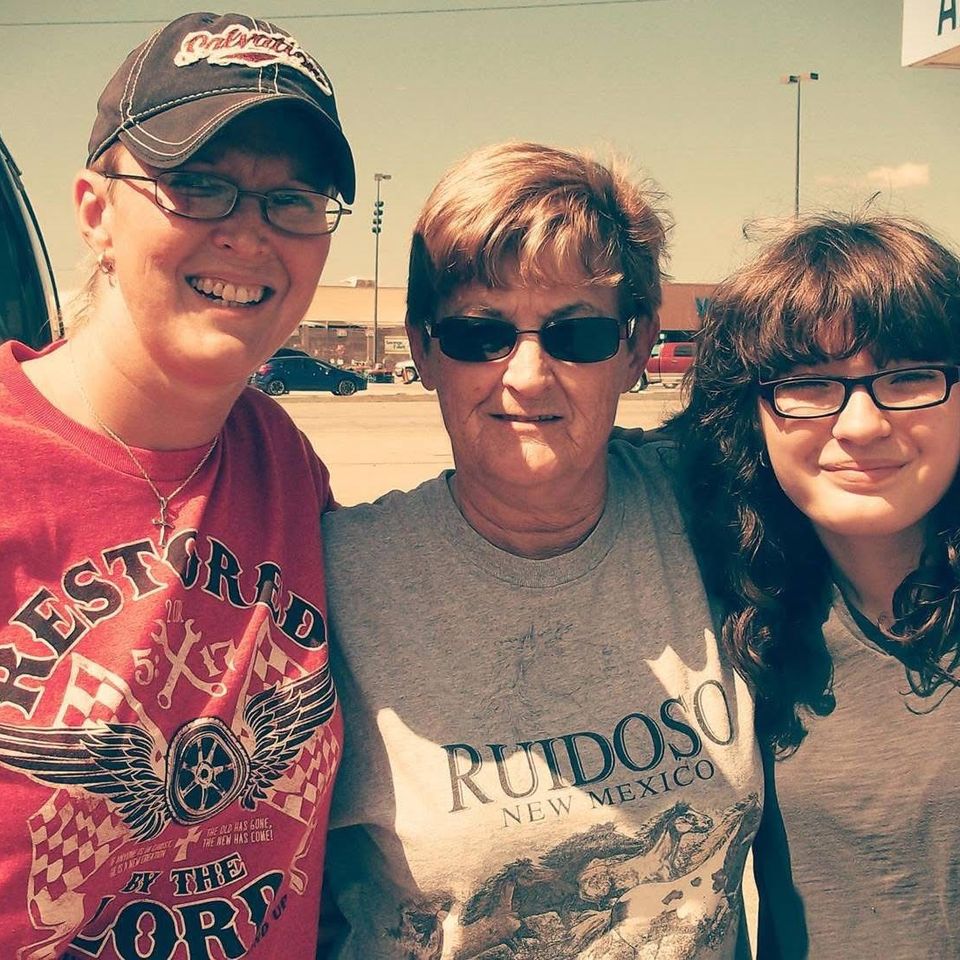 Susan Johnson｜fireside friendshipsⅡ 92630209_1752334774506868_r.jpeg