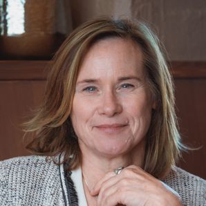 Lynn Van Housen