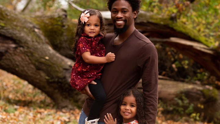 Help single father in hardship campaign photo, 1 of 4
