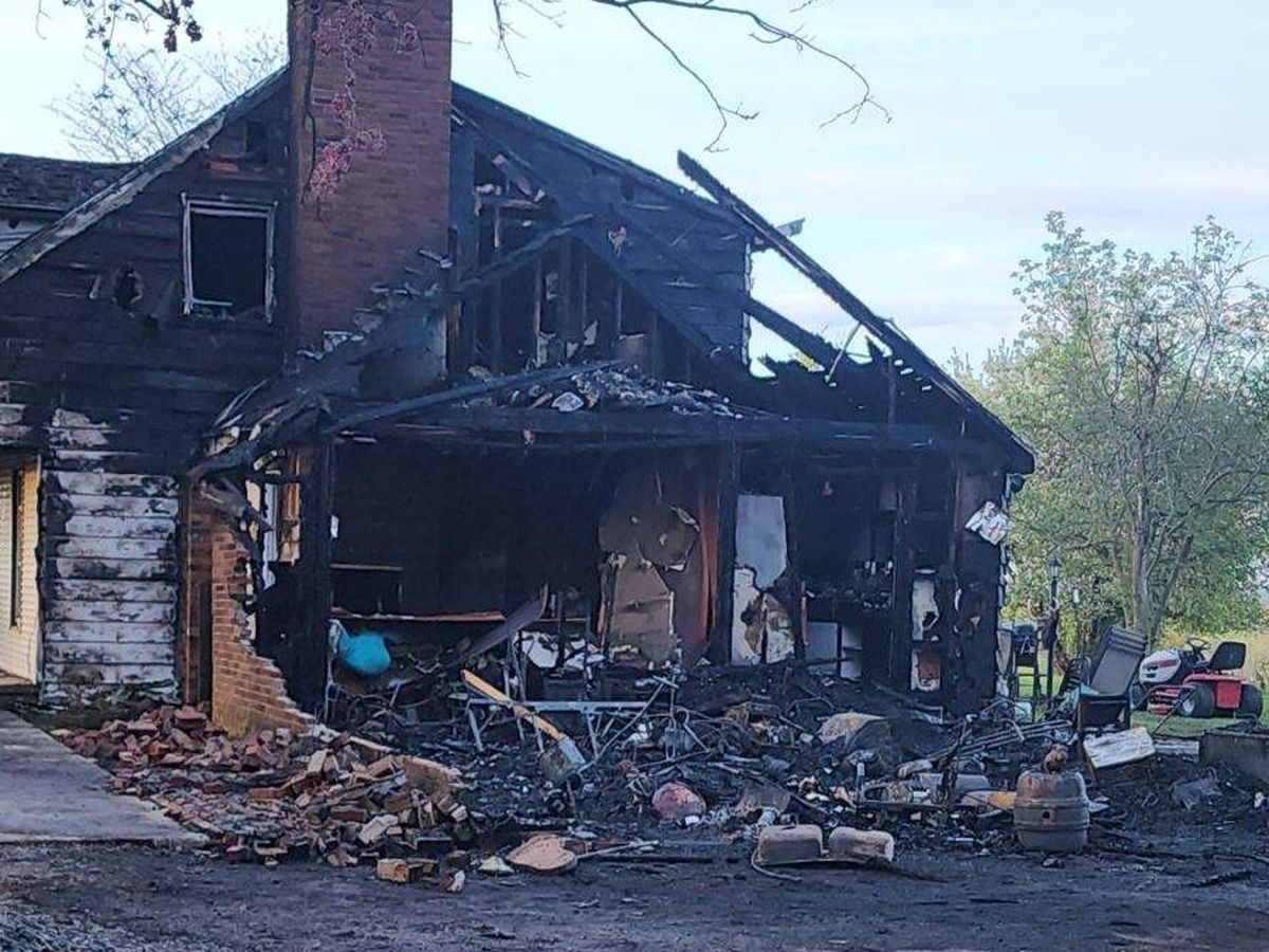 Fundraiser by Donna Davis : New mother looses everything in house fire