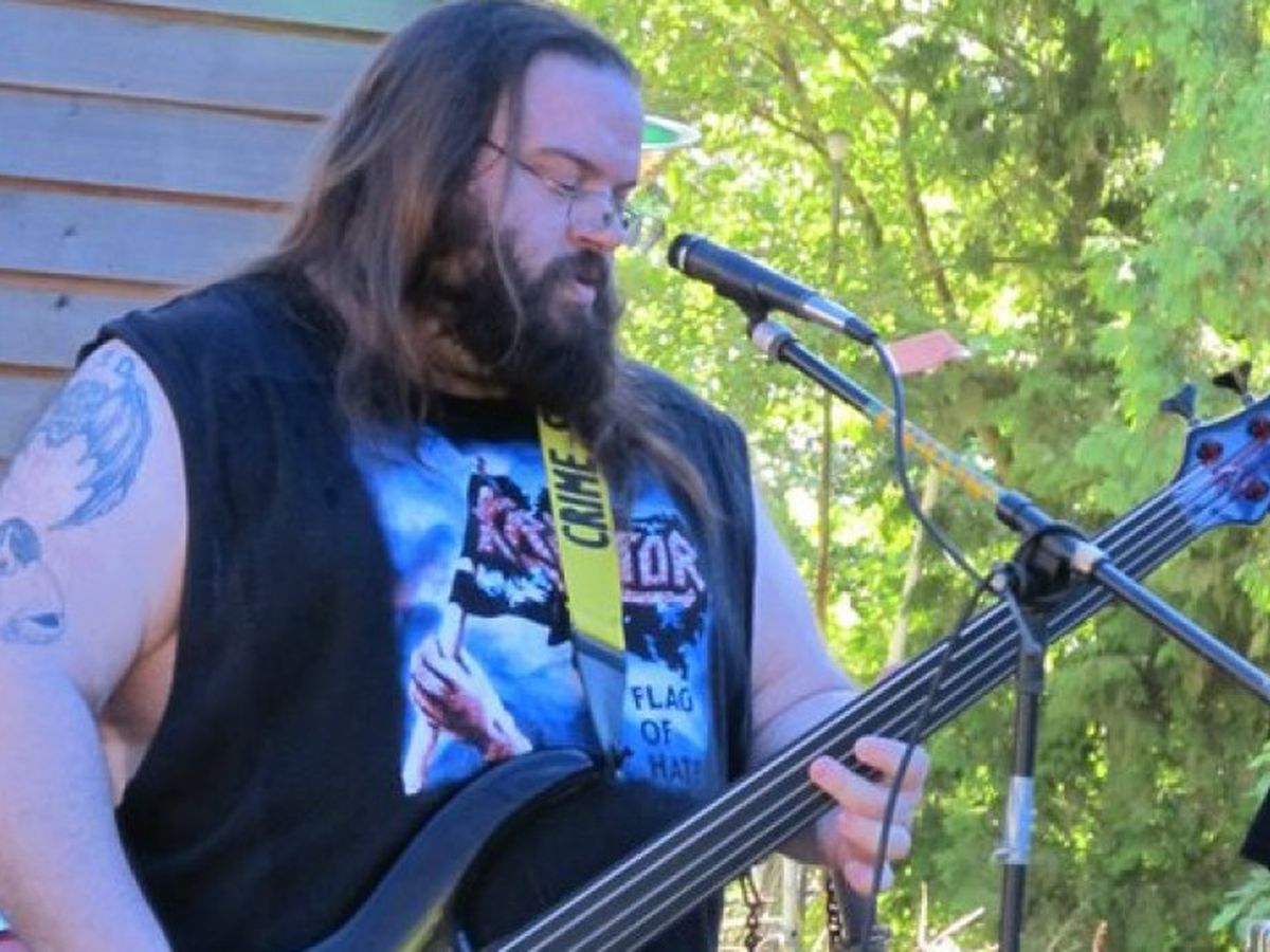 LISTEN: Cole Chaney Shares 'The Unsatisfied' - Rock and Roll Globe, image size:1200x900