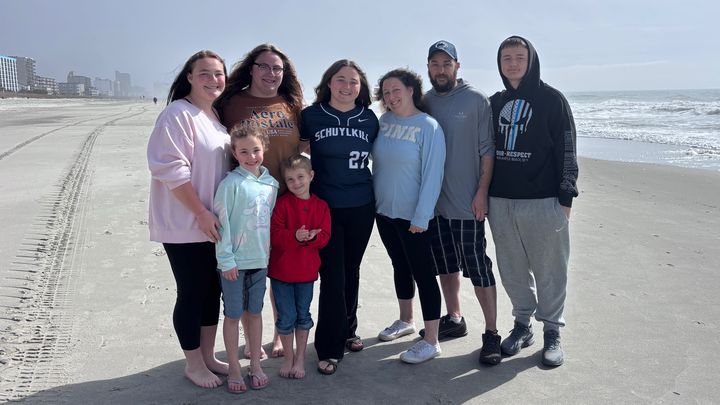 Support My Family Through Mom's Cancer campaign photo, 1 of 3