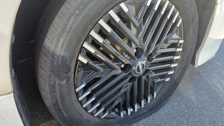 Fundraiser by Joelle Bowles : Help me get a new tire for my car...please?