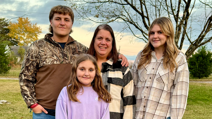 Help Darlene Through Her Cancer Journey campaign photo, 1 of 3