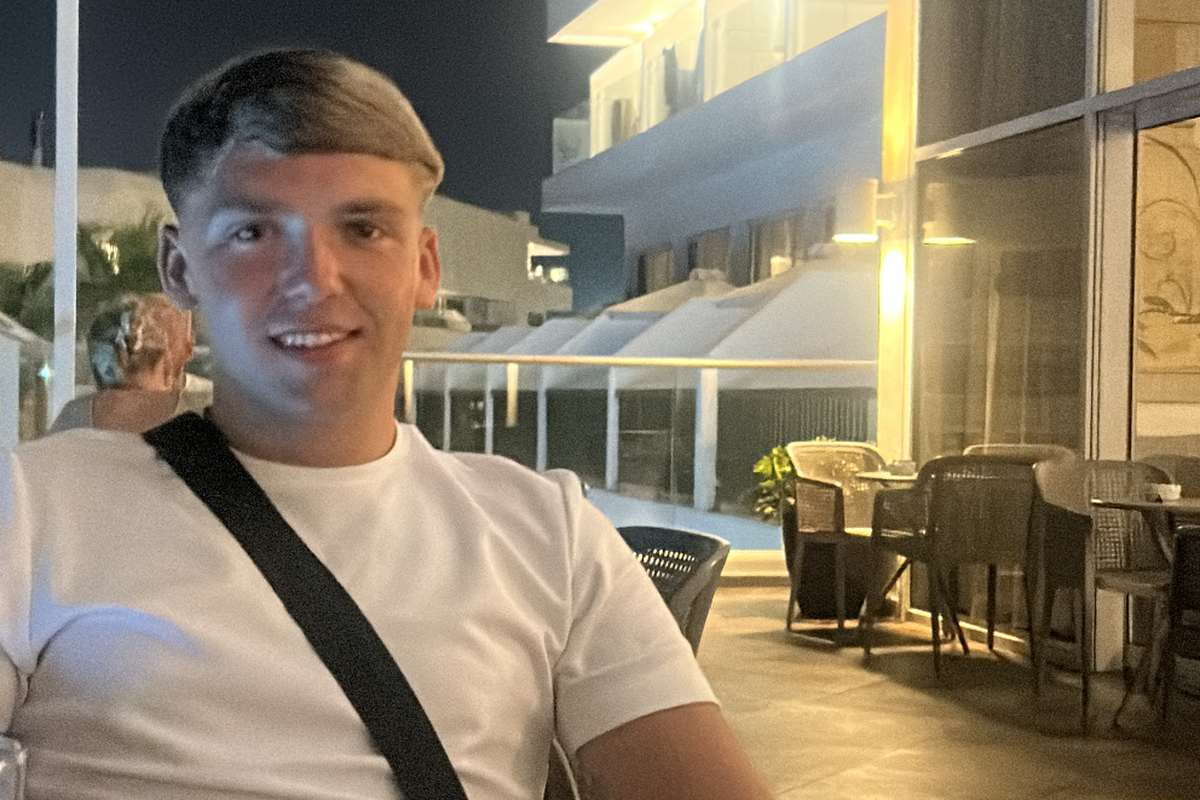 Fundraiser by Olivia Allsopp : Transport Ethan back to the UK for