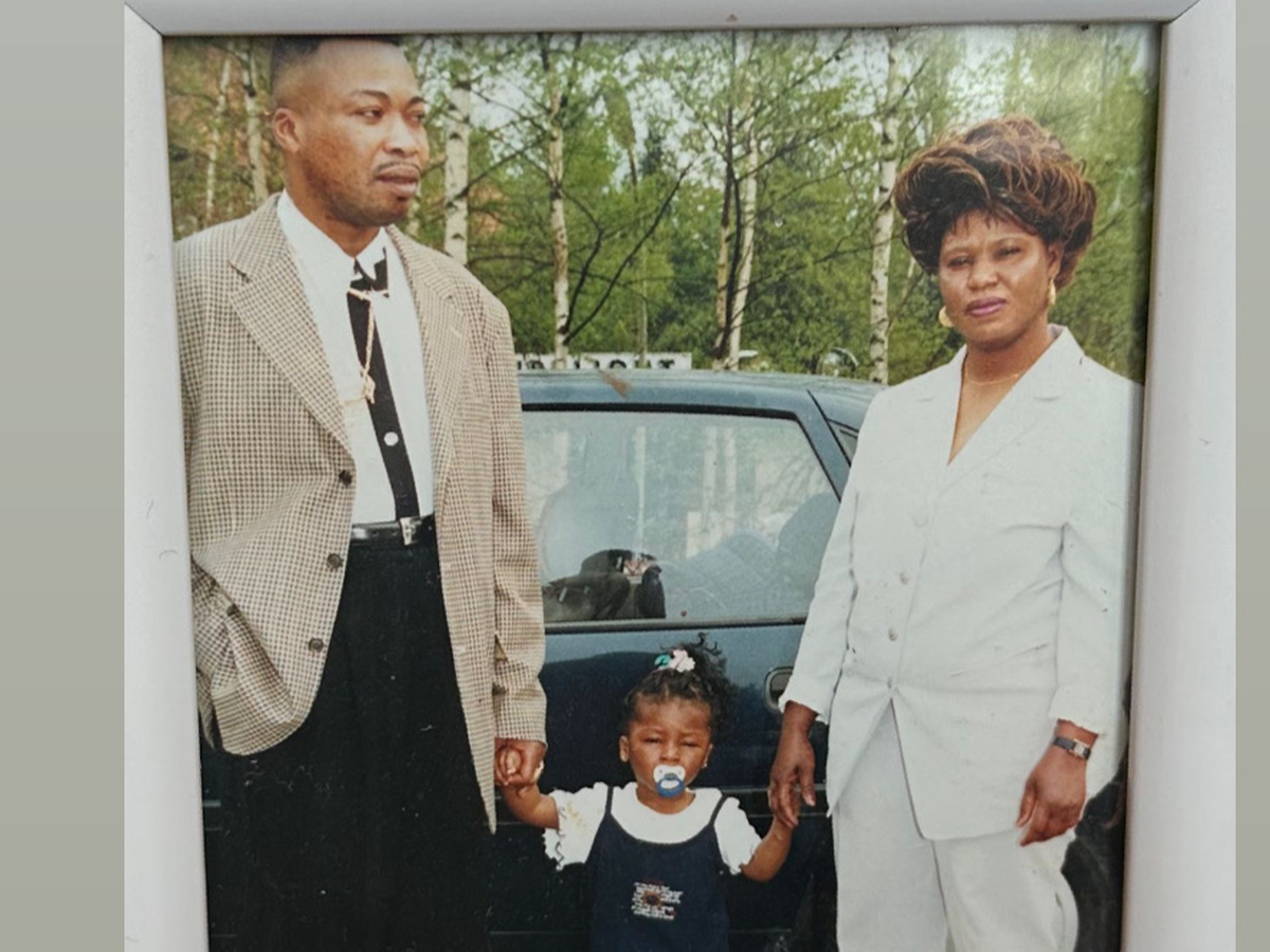 Bestattungen hi-res stock photography and images - Alamy, image size:1200x900