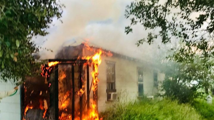 Help Jason and Jenna with house fire campaign photo, 1 of 2