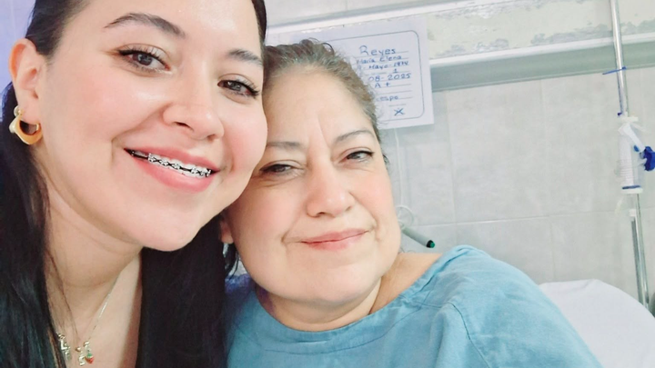 AYUDA A MI MAMI A LUCHAR CONTRA EL CANCER CERVICOUTERINO campaign photo, 1 of 6