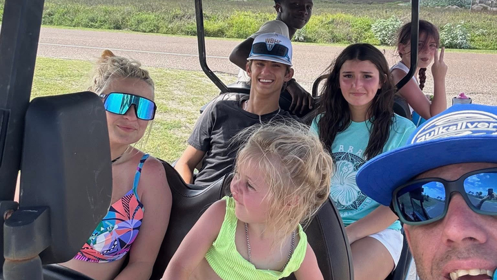 Donate to Bret's Family Journey campaign photo, 1 of 8
