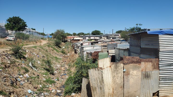 last mile first - Lebensbedingungen in Townships verbessern campaign photo, 1 of 8