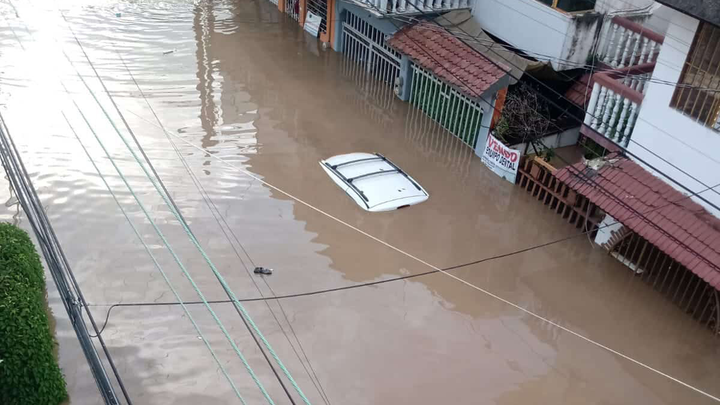 Apoyo por inundaciones Poza Rica campaign photo, 1 of 6