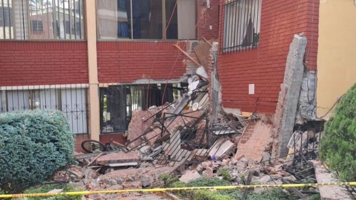 Help My Family Rebuild After Colombia Earthquake campaign photo, 1 of 7
