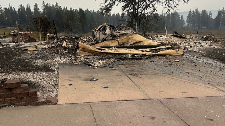 Support The Davis Family Impacted by Wildfires. campaign photo, 1 of 6