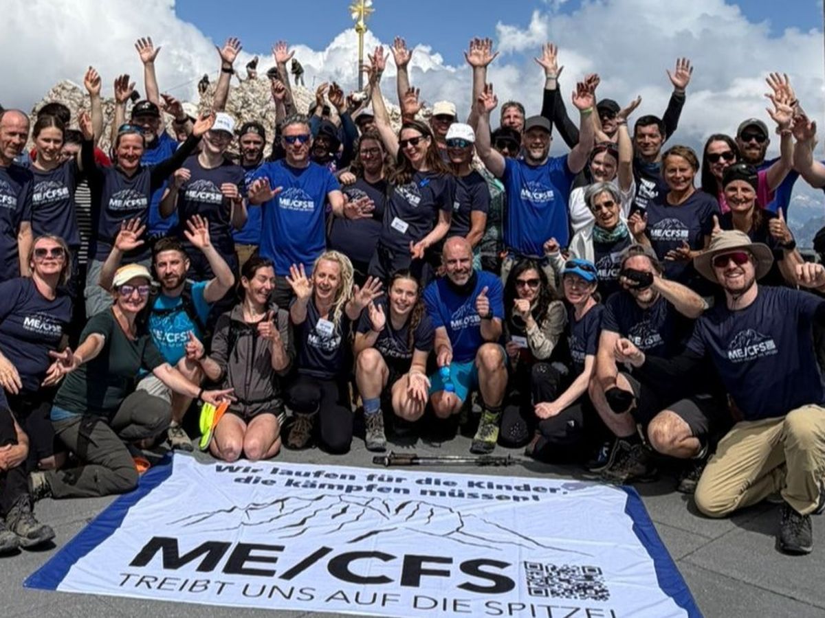 ME CFS TREIBT UNS WIEDER AUF DIE SPITZE ! campaign photo, 1 of 8