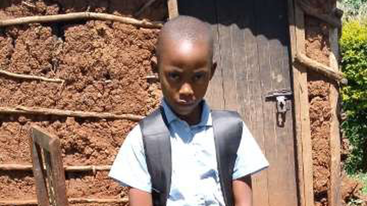 Help Glorian Continue Her Education campaign photo, 1 of 6