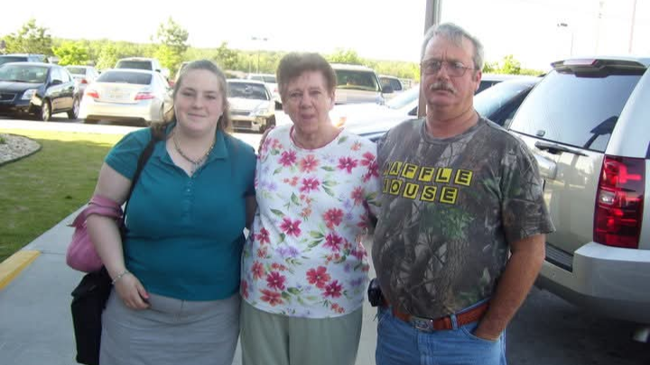 Help With Funeral Expenses for My Mom campaign photo, 1 of 3