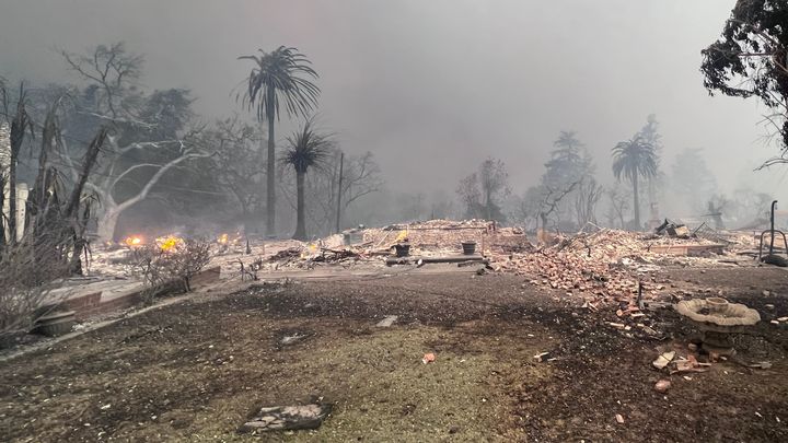 Foto van campagne Support the Melahouris Family's Recovery from the Eaton Fire, 1 van 3