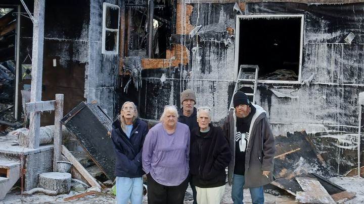 Help Lisa’s Family Recover from Christmas Fire campaign photo, 1 of 7