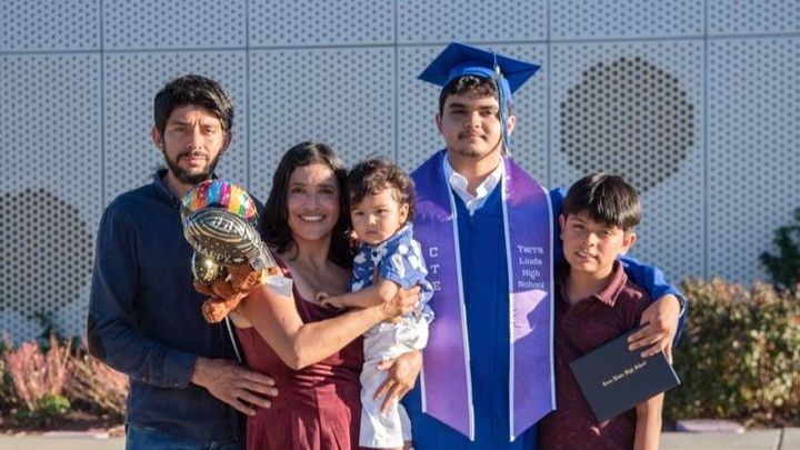 Help Obdulio and His Family Stay Together campaign photo, 1 of 7
