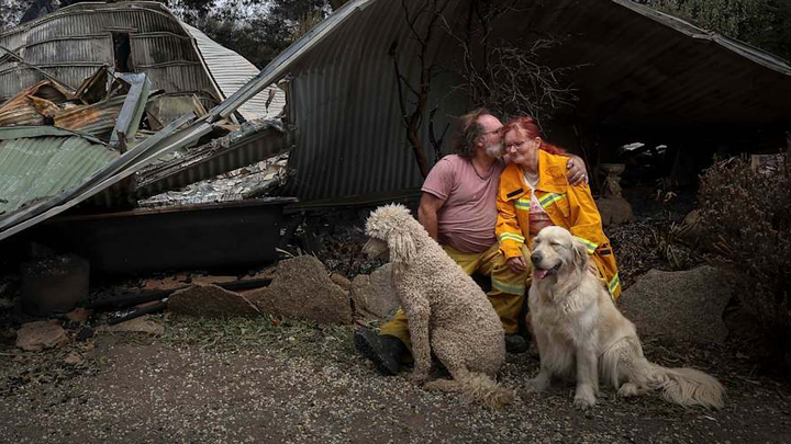 Supporting Ann & Jamie after the devastating Ruffy bushfire campaign photo, 1 of 3