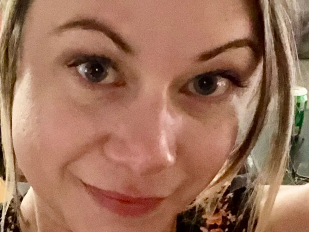 Fundraiser by Kristin Dunkle : Urgent: Need a Plane Ticket Home