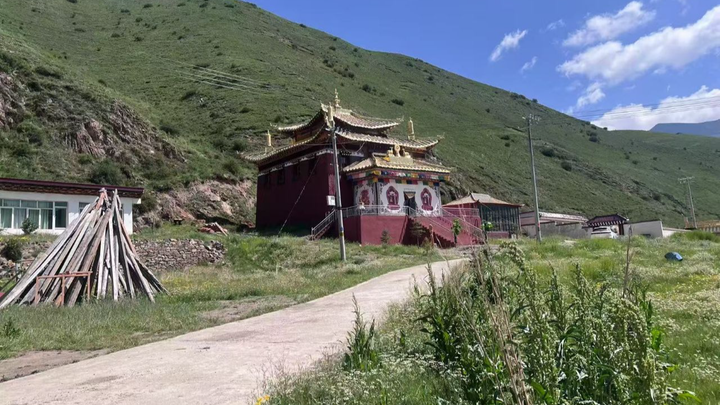 Rettung eines heiligen Kraftortes in Tibet campaign photo, 1 of 4