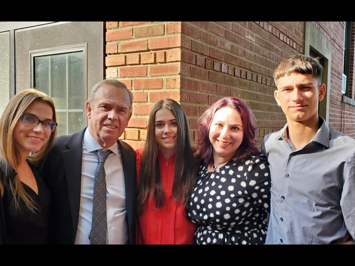 Fundraiser by Jessica Considine : Donate to help with medical costs, image size:1200x900