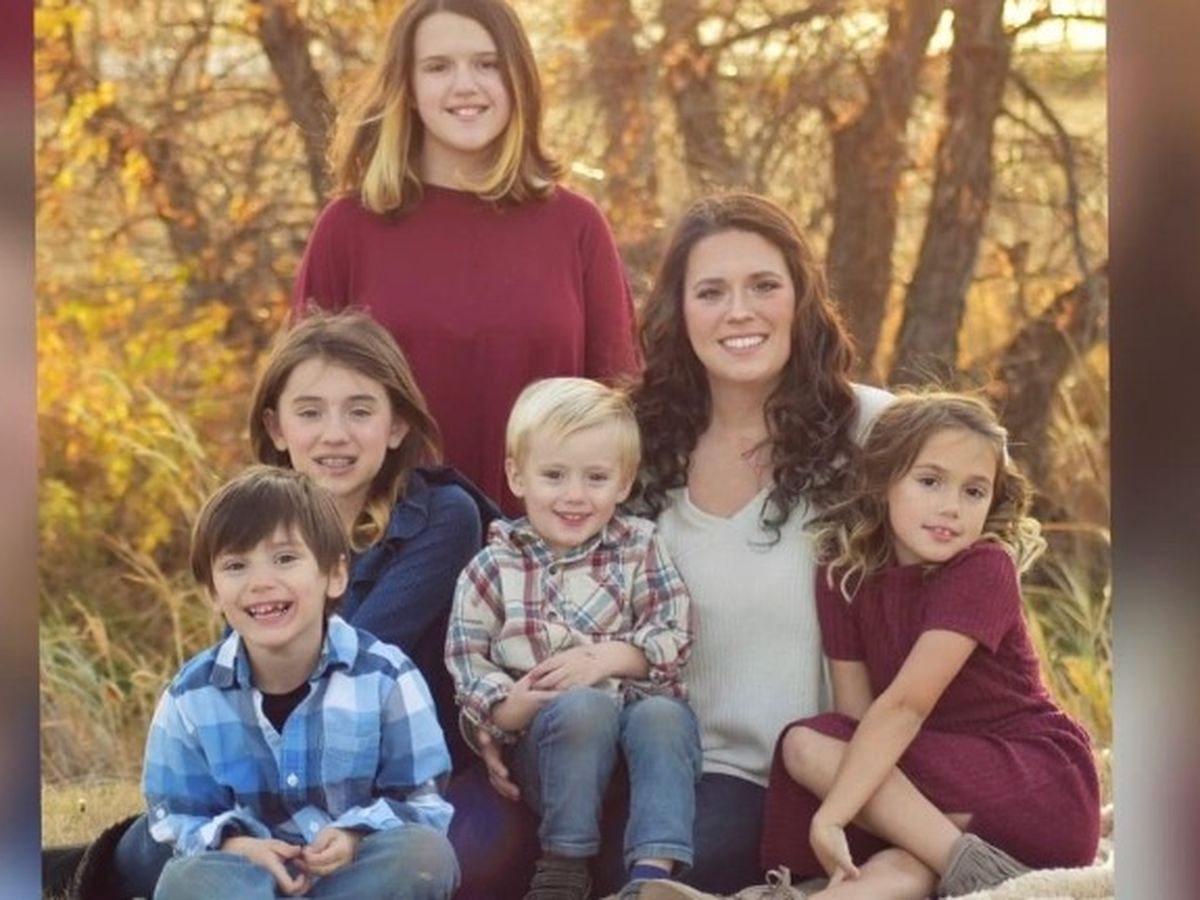 Help Livvy and Her Five Children Move Forward campaign photo, 1 of 3