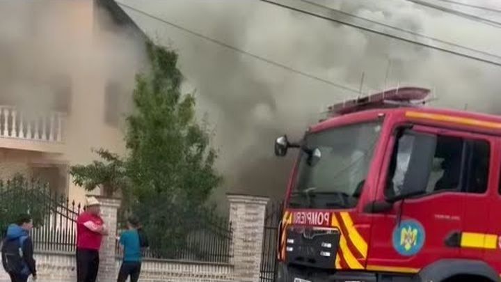 Ajutor pentru doua familii care sunt greu incercate! video thumbnail, 1 of 2
