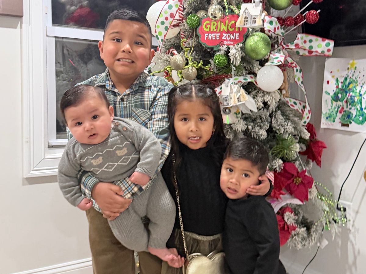 Help Support My Sister and Her Four Children During This Dif campaign photo, 1 of 8