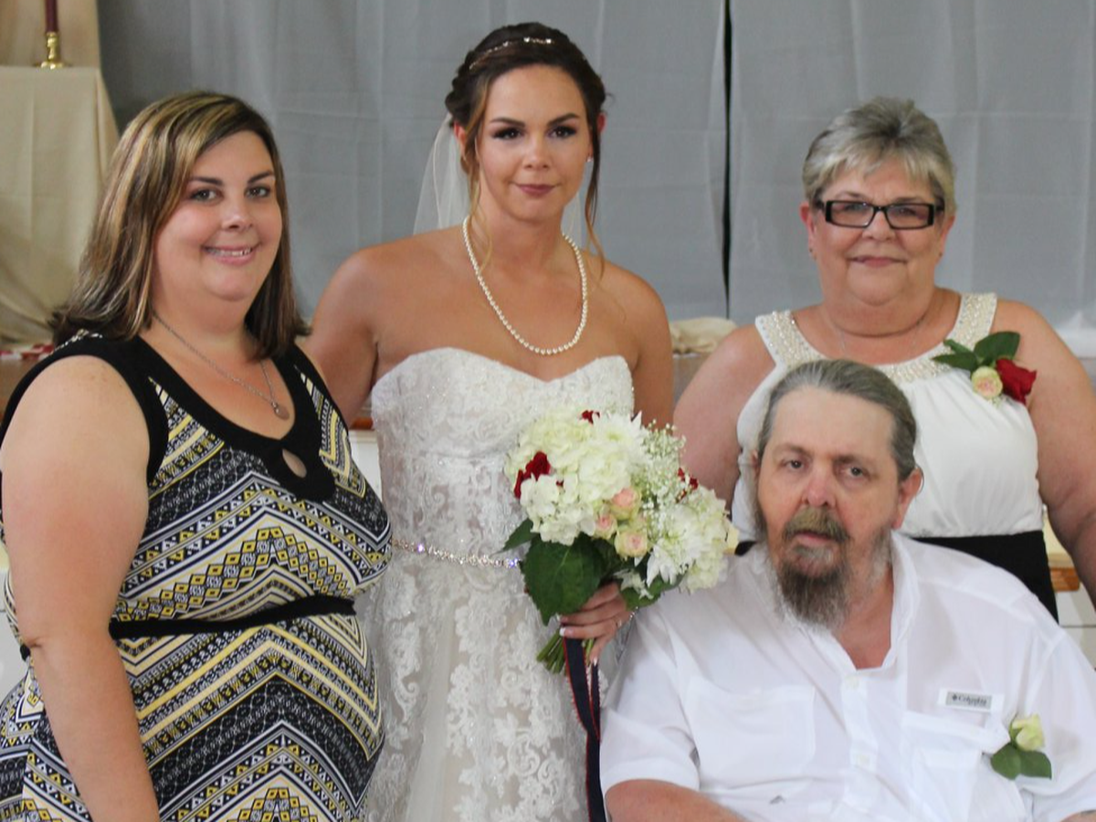 Support the Davison Family in Their Time of Need campaign photo, 1 of 3
