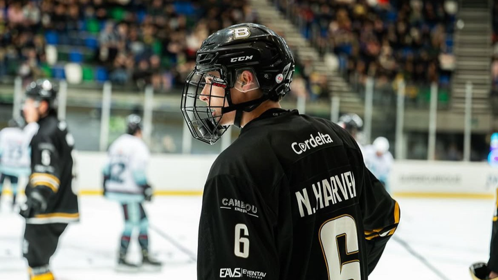 Help Noah to chase his hockey dreams campaign photo, 1 of 3